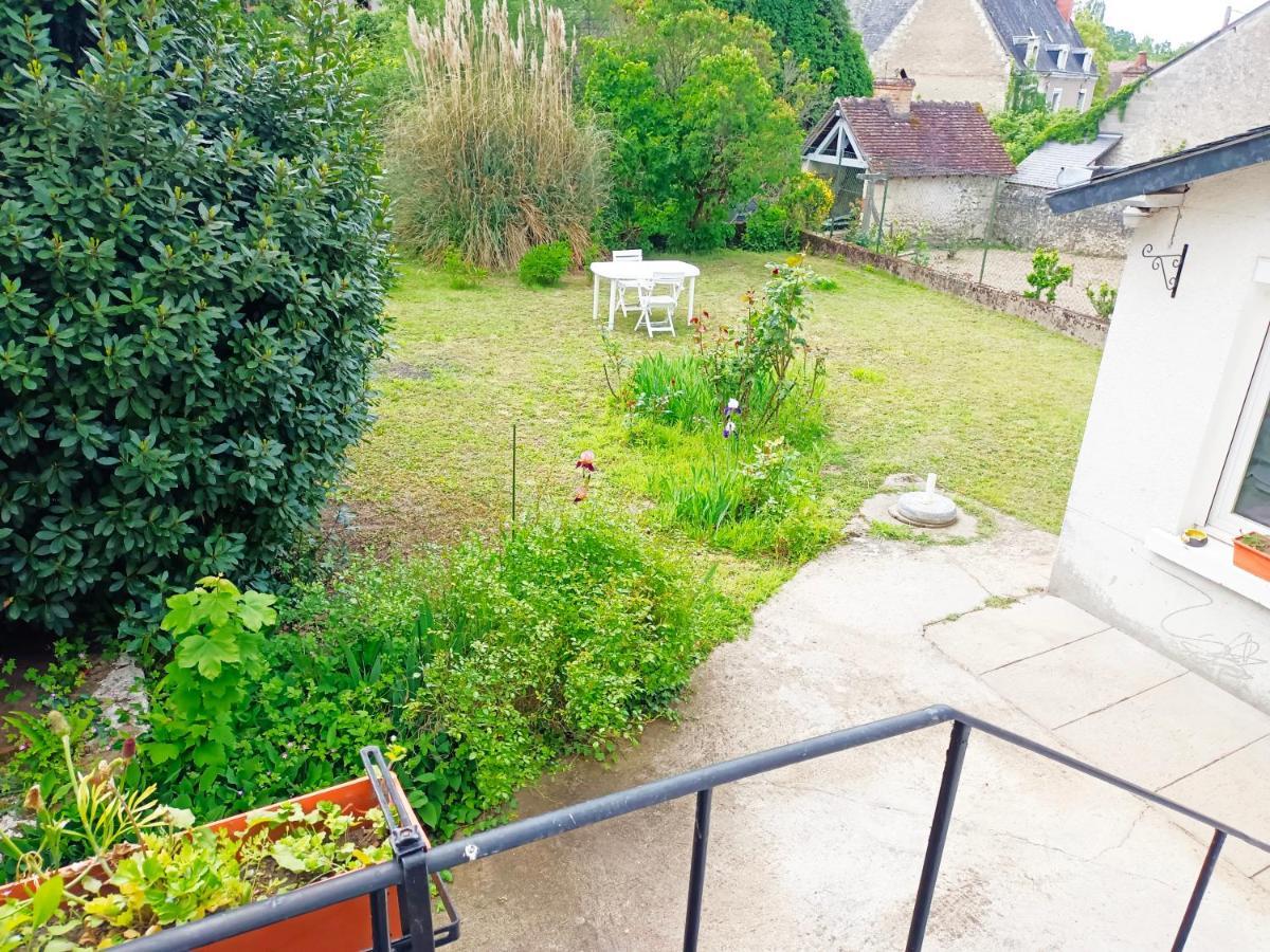 Petite Maison Etape Loire A Velo Ou Compostelle Mosnes Luaran gambar